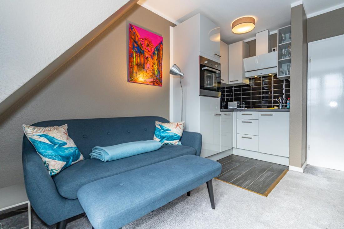 Maritim Und Individuell In Wenningstedt Mit Balkon Apartment Bagian luar foto